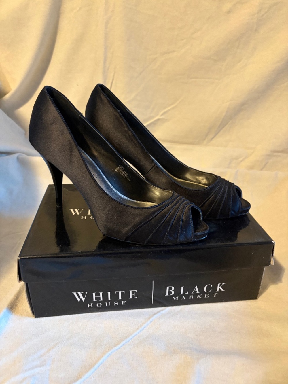 WHBM White House Black Market Shoes style Jordin size 10